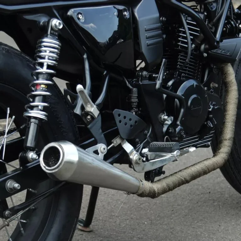 Modified Yamaha FZ into a Classic Cafe Racer