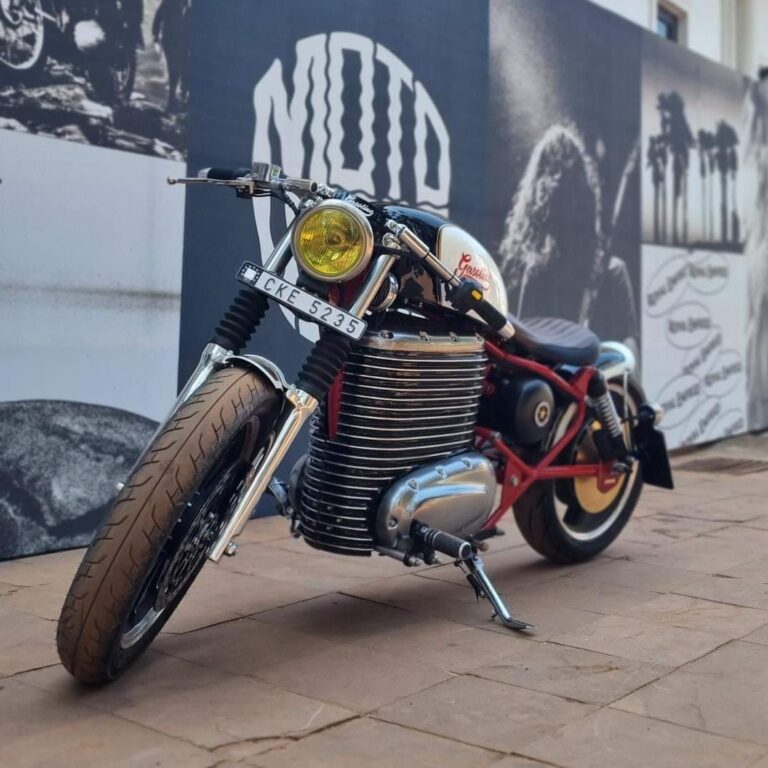 Modified Royal Enfield 350 into an Electric Bobber