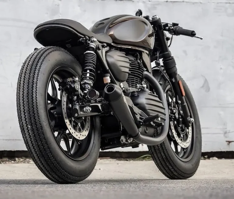 Modified RE Hunter 350 into a Cafe Racer